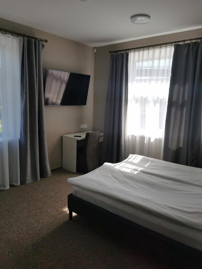 ריגה Central Hotel With Free Parking מראה חיצוני תמונה